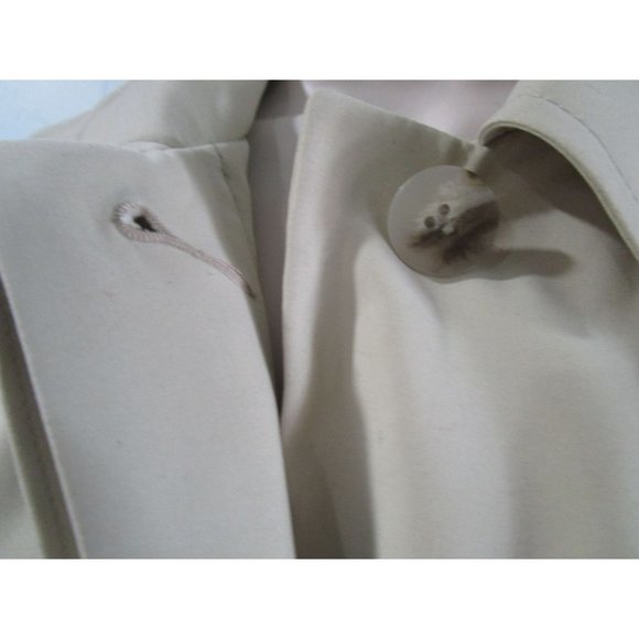 Brooks Brothers Cream Rain Coat Zip Wool Lining Hidden Button Ladies Sz 2 GUC - Picture 15 of 16